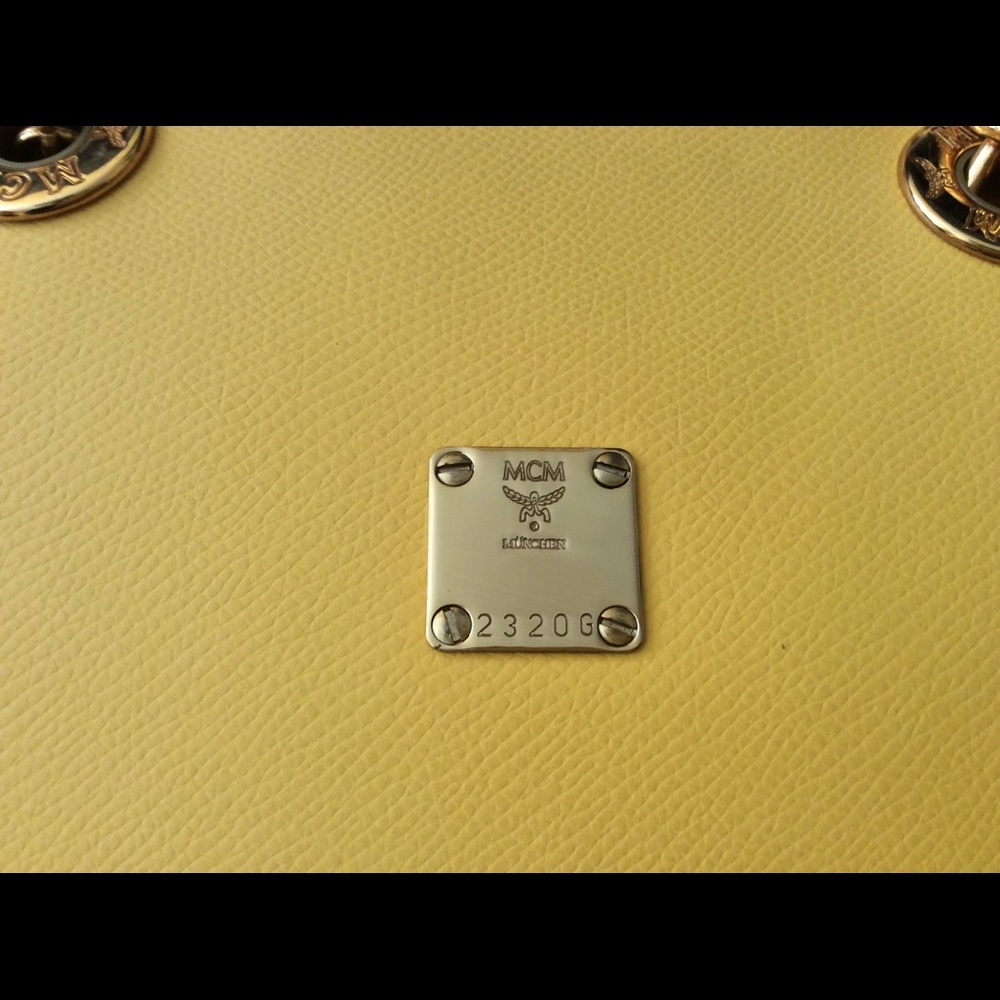 Beautiful barely used Bag. This is a MCM original and rare.
